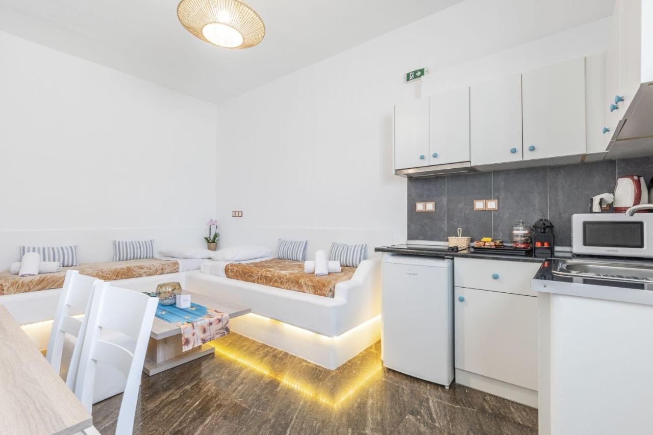 Mykonian Breeze Apartment Ano Mera Exterior foto